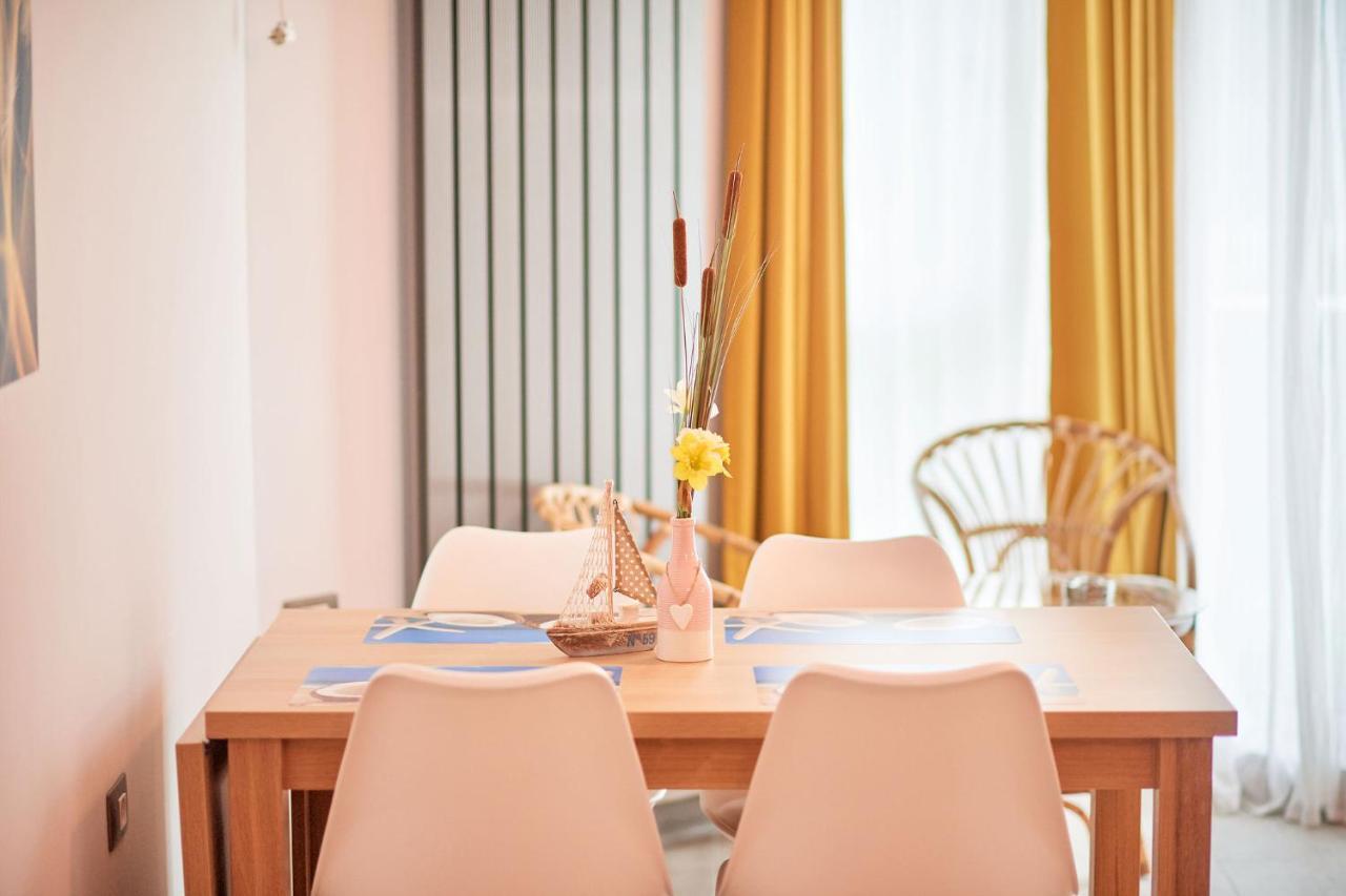 Opal Luxury Apartment 92 Spa N Pool Beach Resort Năvodari Kültér fotó