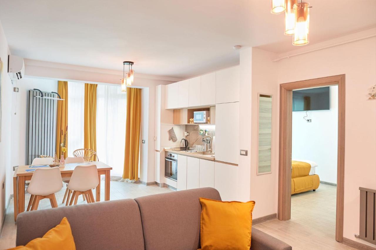 Opal Luxury Apartment 92 Spa N Pool Beach Resort Năvodari Kültér fotó